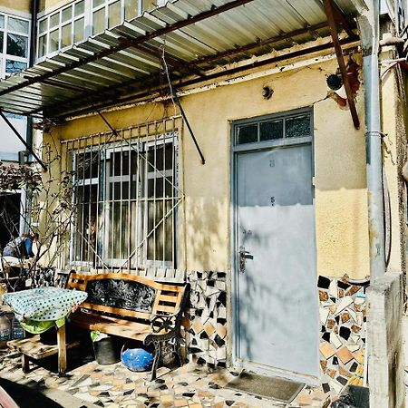 Historical Apartment In City Center Tbilisi Zewnętrze zdjęcie